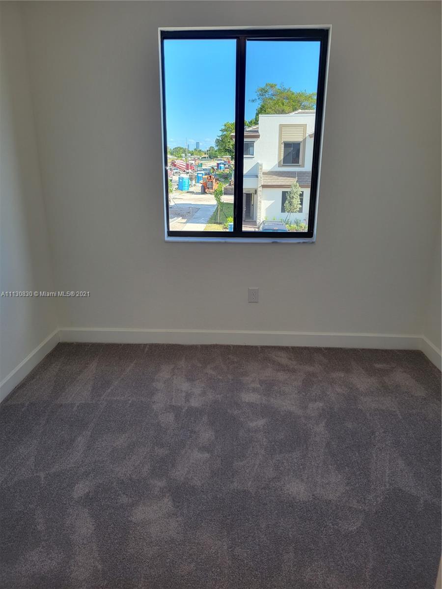 VIA VENTURA NEIGHBORHOOD - Residential Lease
