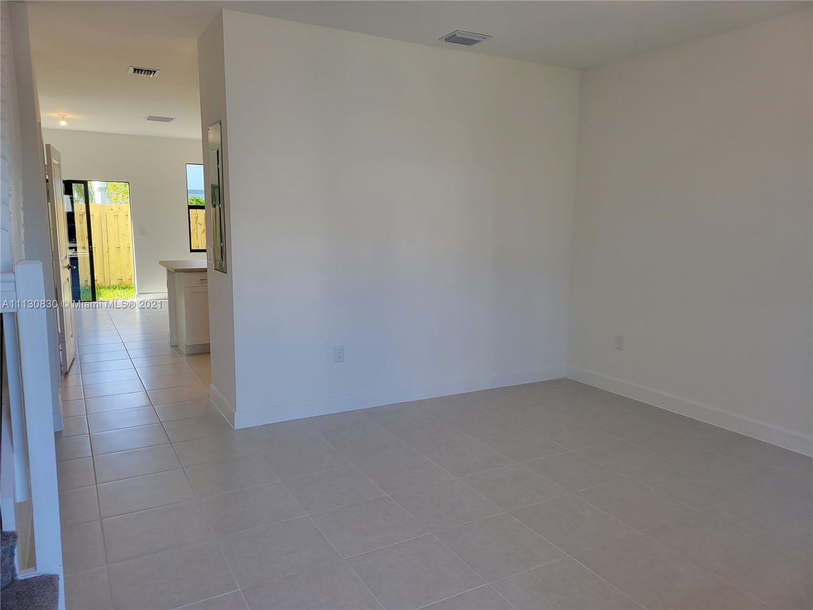 VIA VENTURA NEIGHBORHOOD - Residential Lease