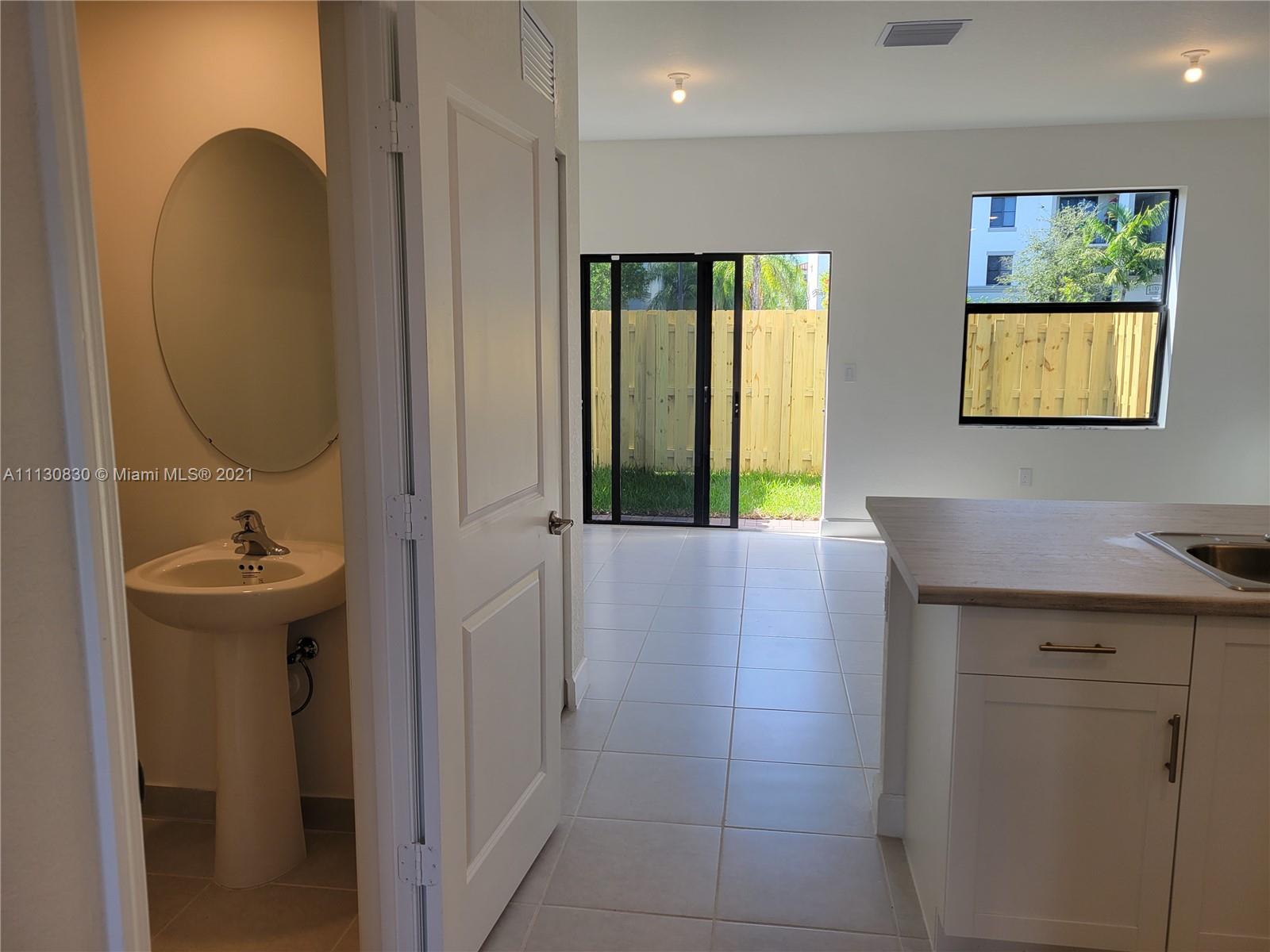 VIA VENTURA NEIGHBORHOOD - Residential Lease