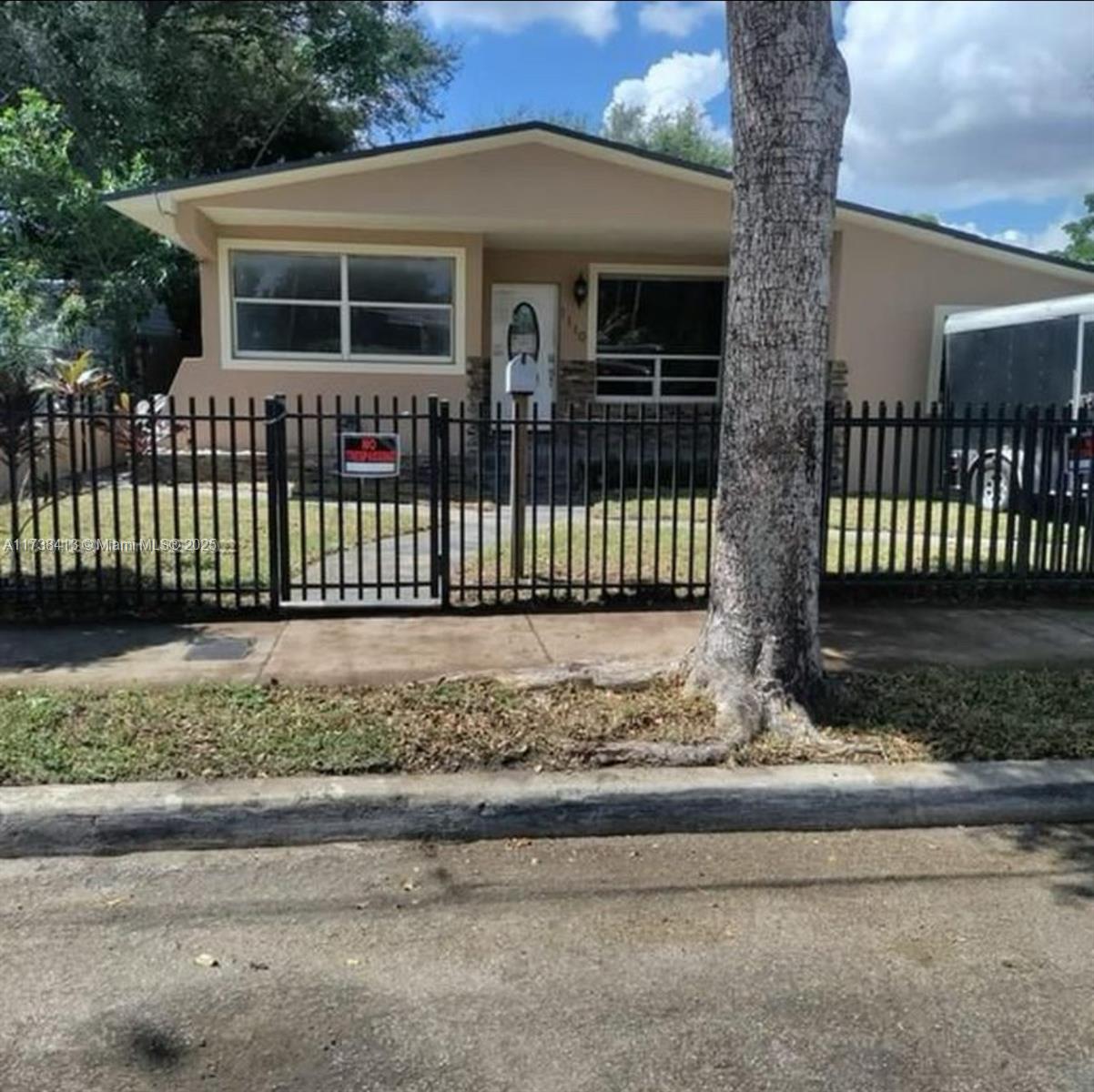 Rental Property at 1110 Nw 50th St 1110, Miami, Broward County, Florida - Bedrooms: 5 
Bathrooms: 2  - $4,000 MO.