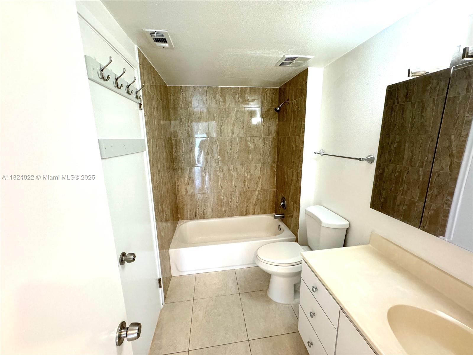 7900 Camino Cir 305
