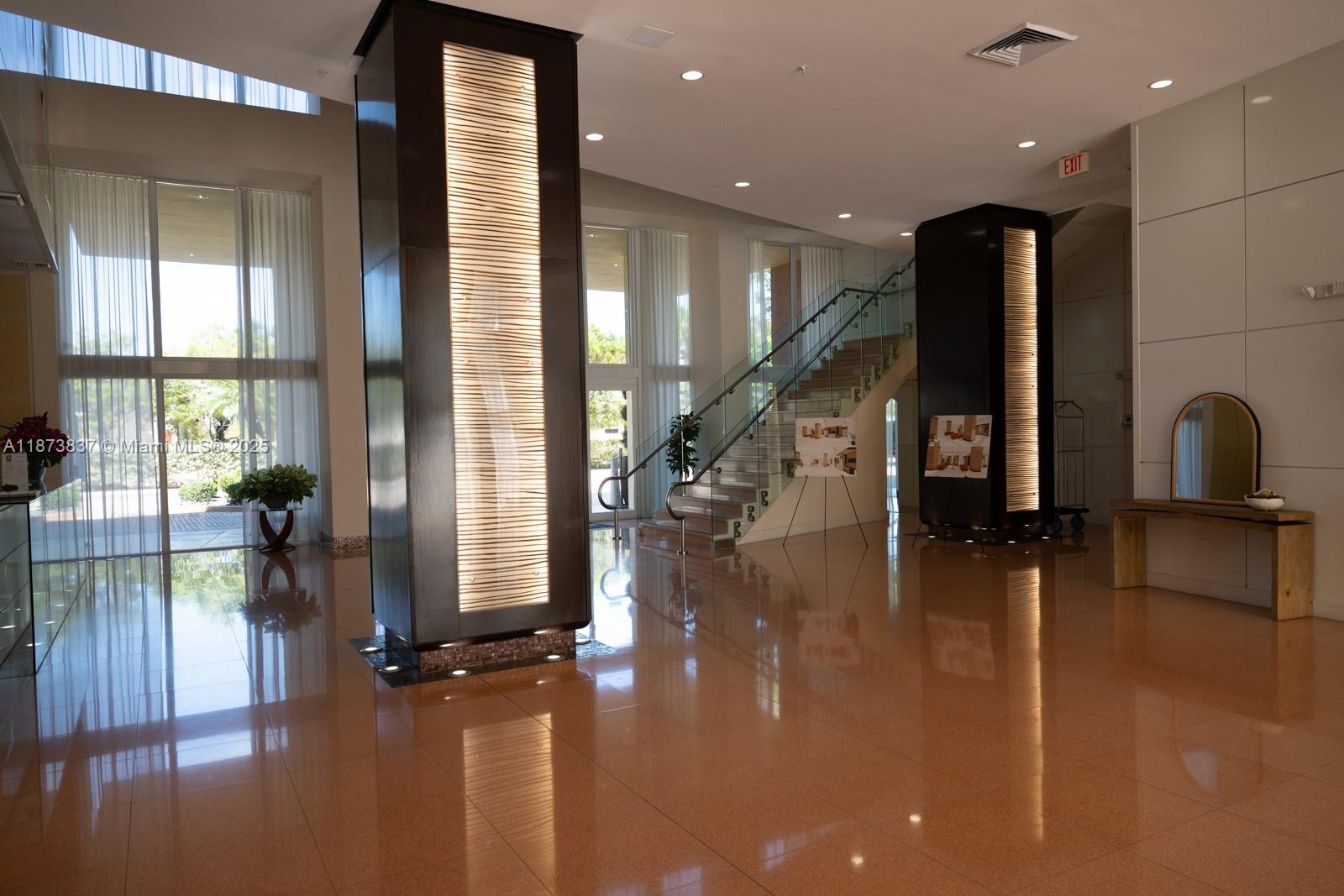 VENTURE AT AVENTURA WEST - Residential