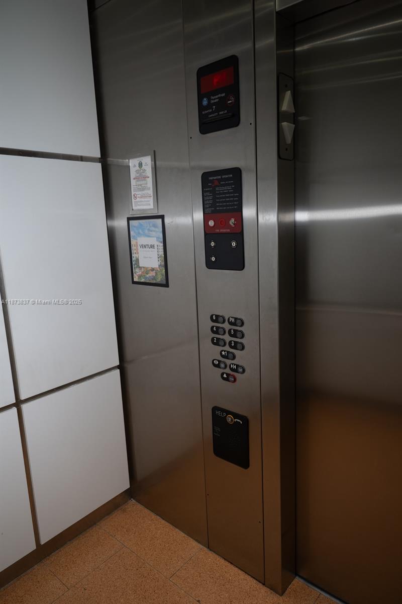 VENTURE AT AVENTURA WEST - Residential