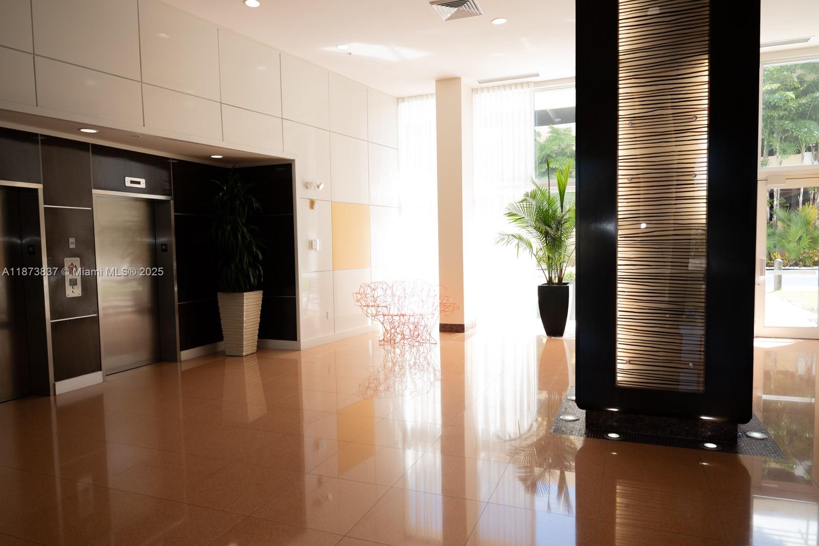 VENTURE AT AVENTURA WEST - Residential