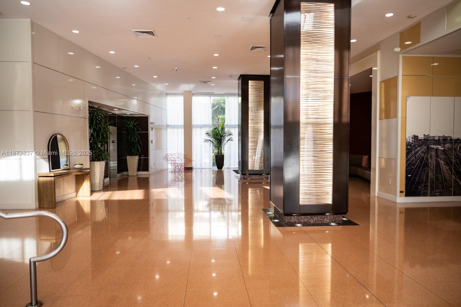 VENTURE AT AVENTURA WEST - Residential