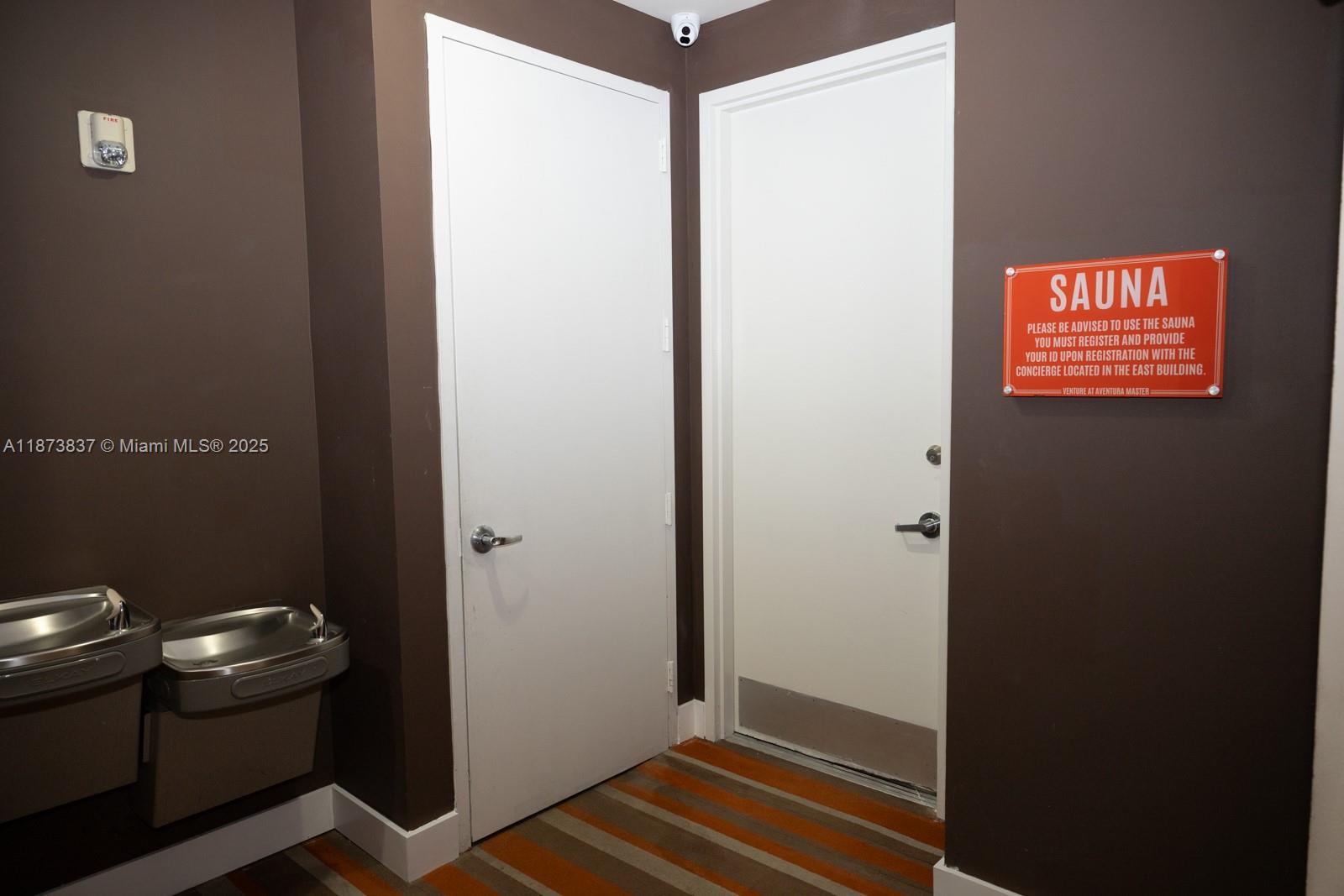 VENTURE AT AVENTURA WEST - Residential