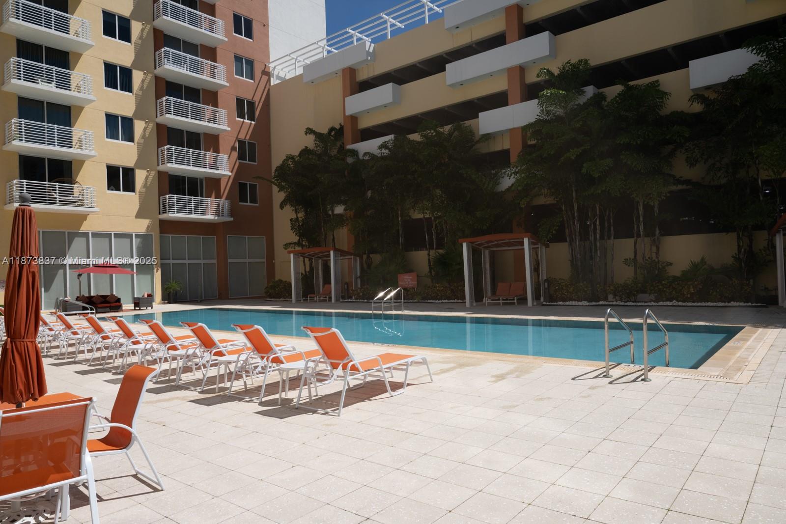 VENTURE AT AVENTURA WEST - Residential