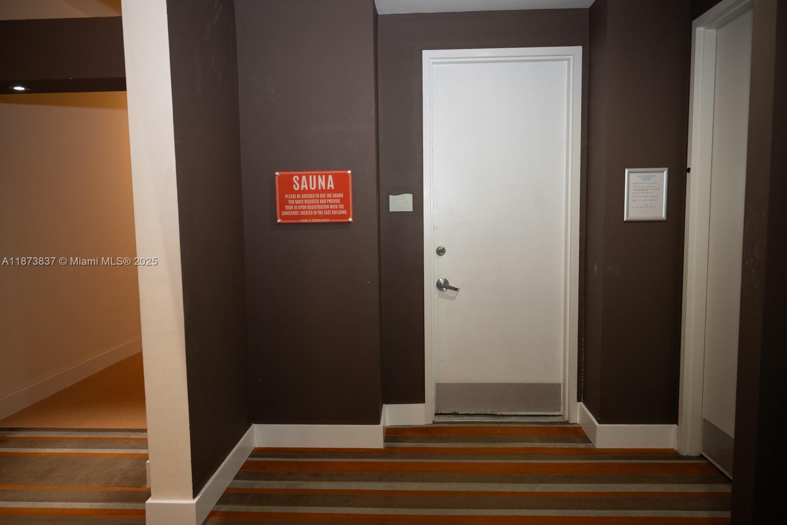 VENTURE AT AVENTURA WEST - Residential