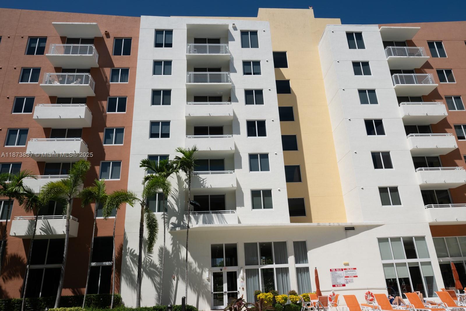 VENTURE AT AVENTURA WEST - Residential