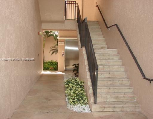 4350 NW 30th St 233