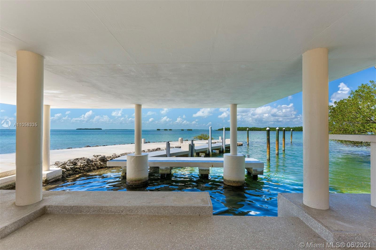 MATECUMBE SUB LOTS 3 & 4 - Residential