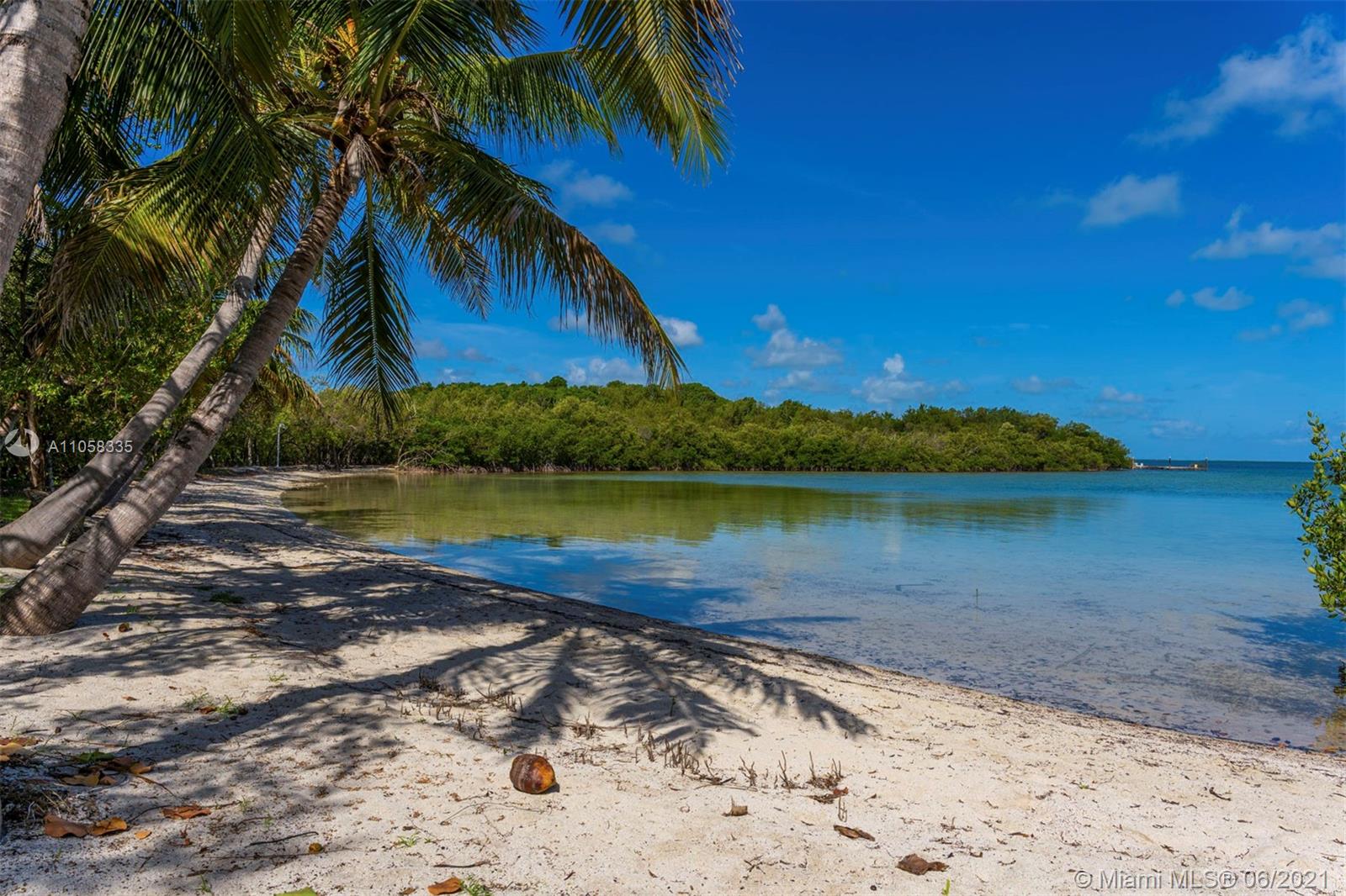 MATECUMBE SUB LOTS 3 & 4 - Residential