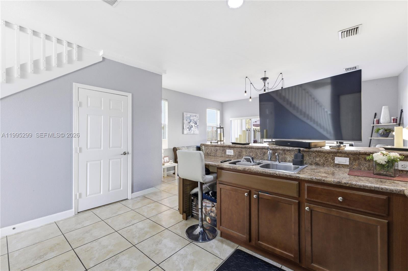 LAKES BY THE BAY EVE REPL - Residential