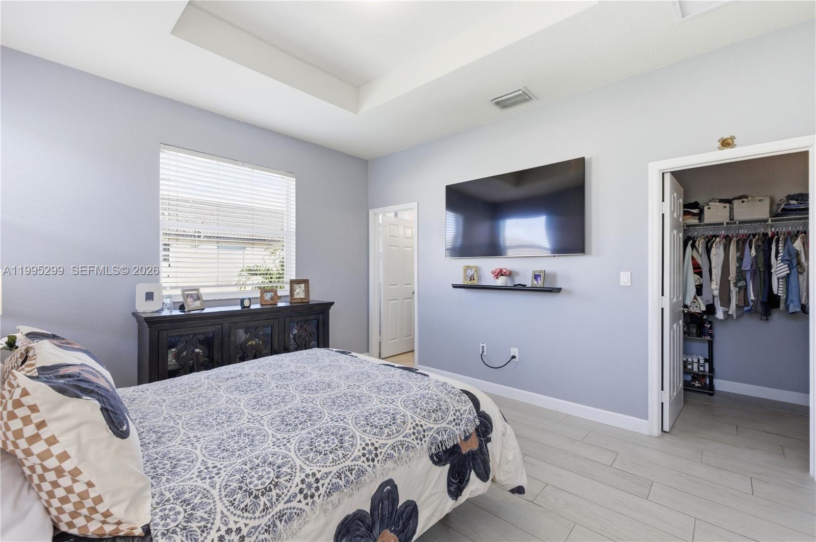 LAKES BY THE BAY EVE REPL - Residential