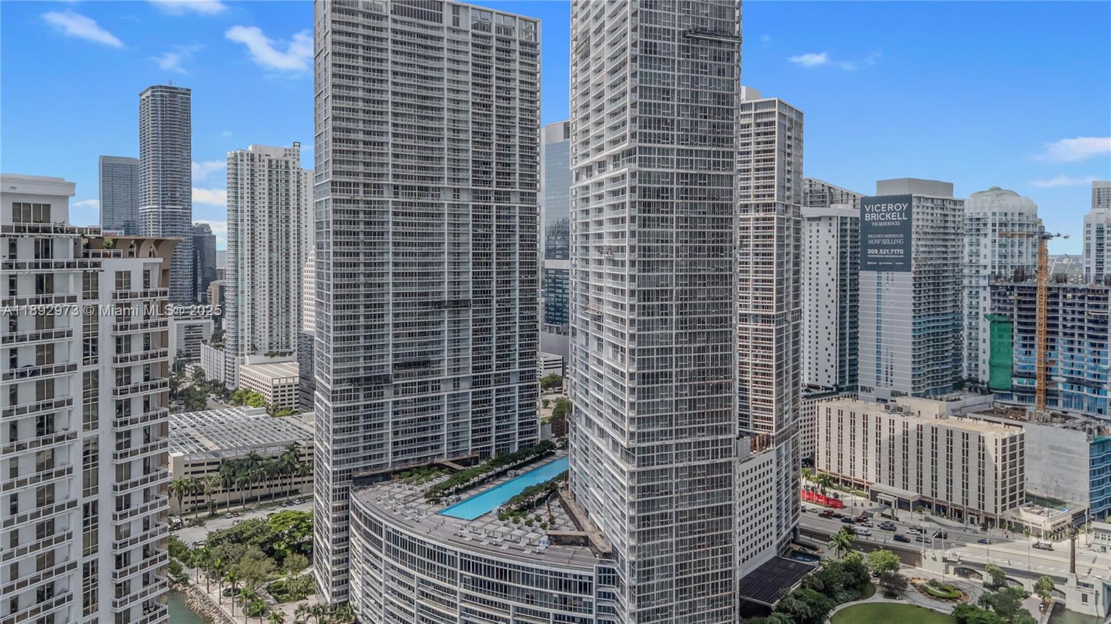 ICONBRICKELL CONDO NO 1 - Residential