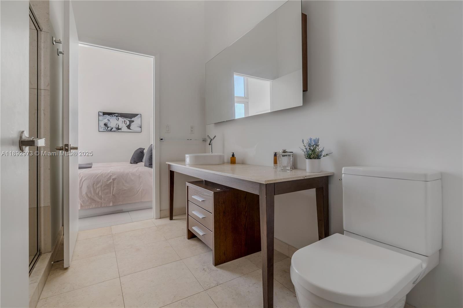 ICONBRICKELL CONDO NO 1 - Residential