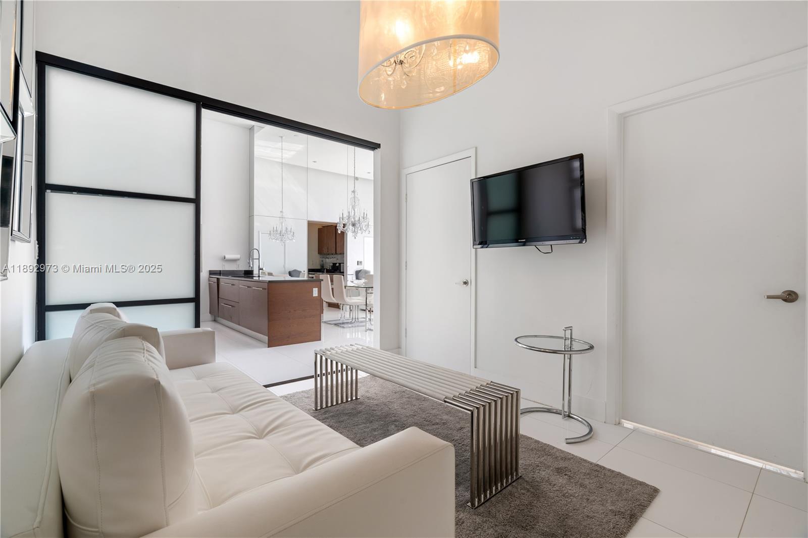 ICONBRICKELL CONDO NO 1 - Residential