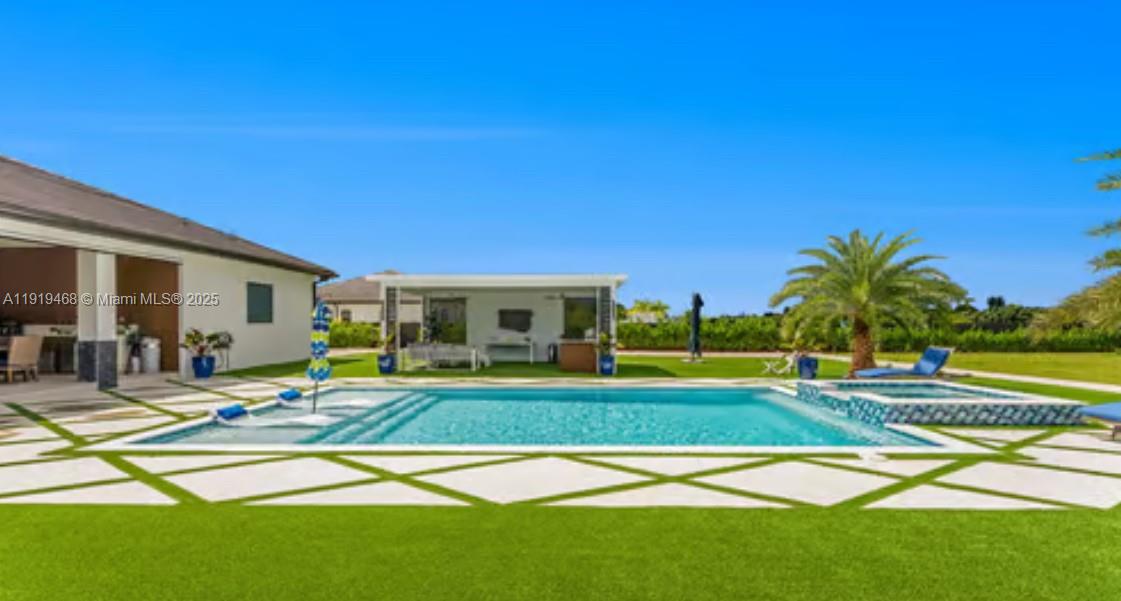 BONITA GROVE - Residential