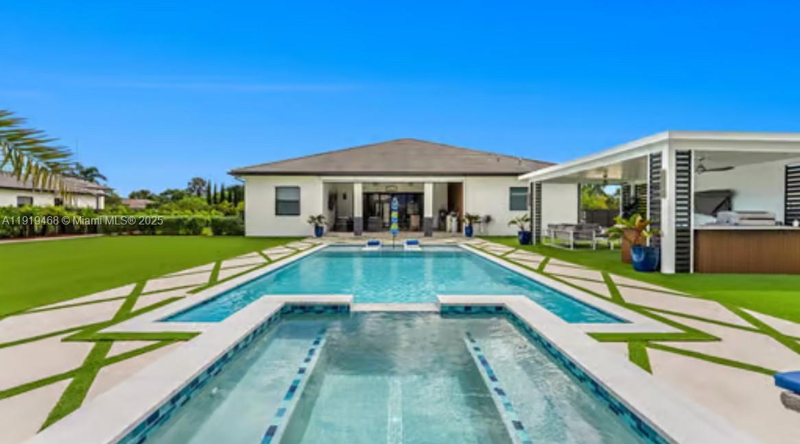 BONITA GROVE - Residential