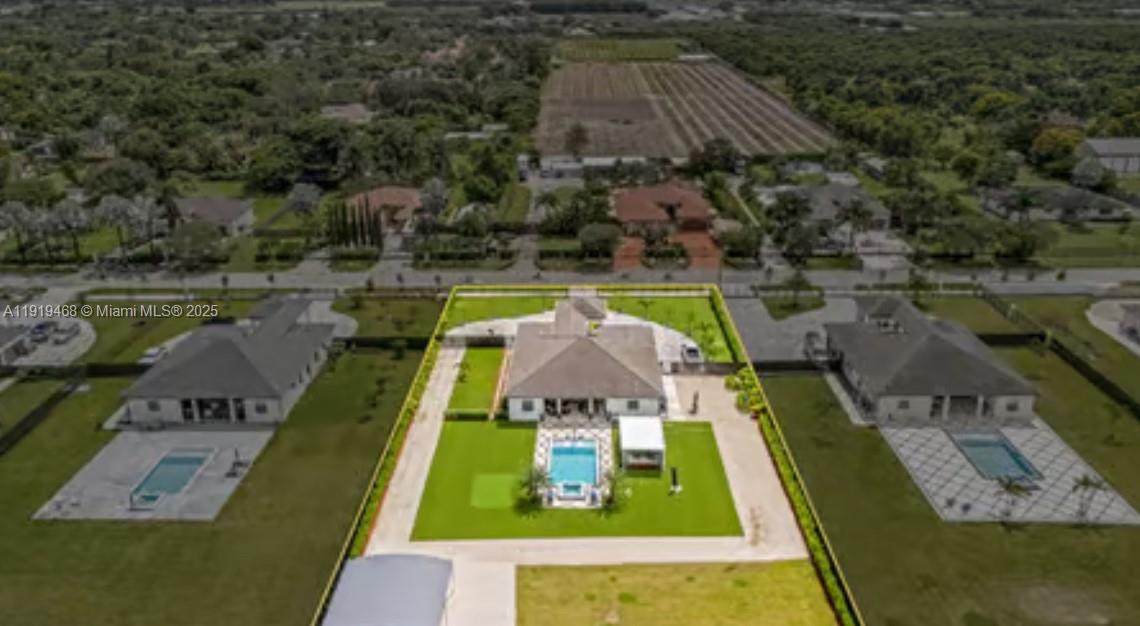 BONITA GROVE - Residential