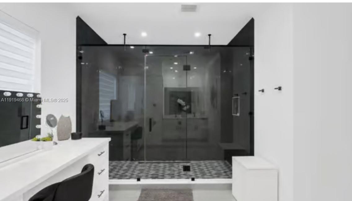 BONITA GROVE - Residential