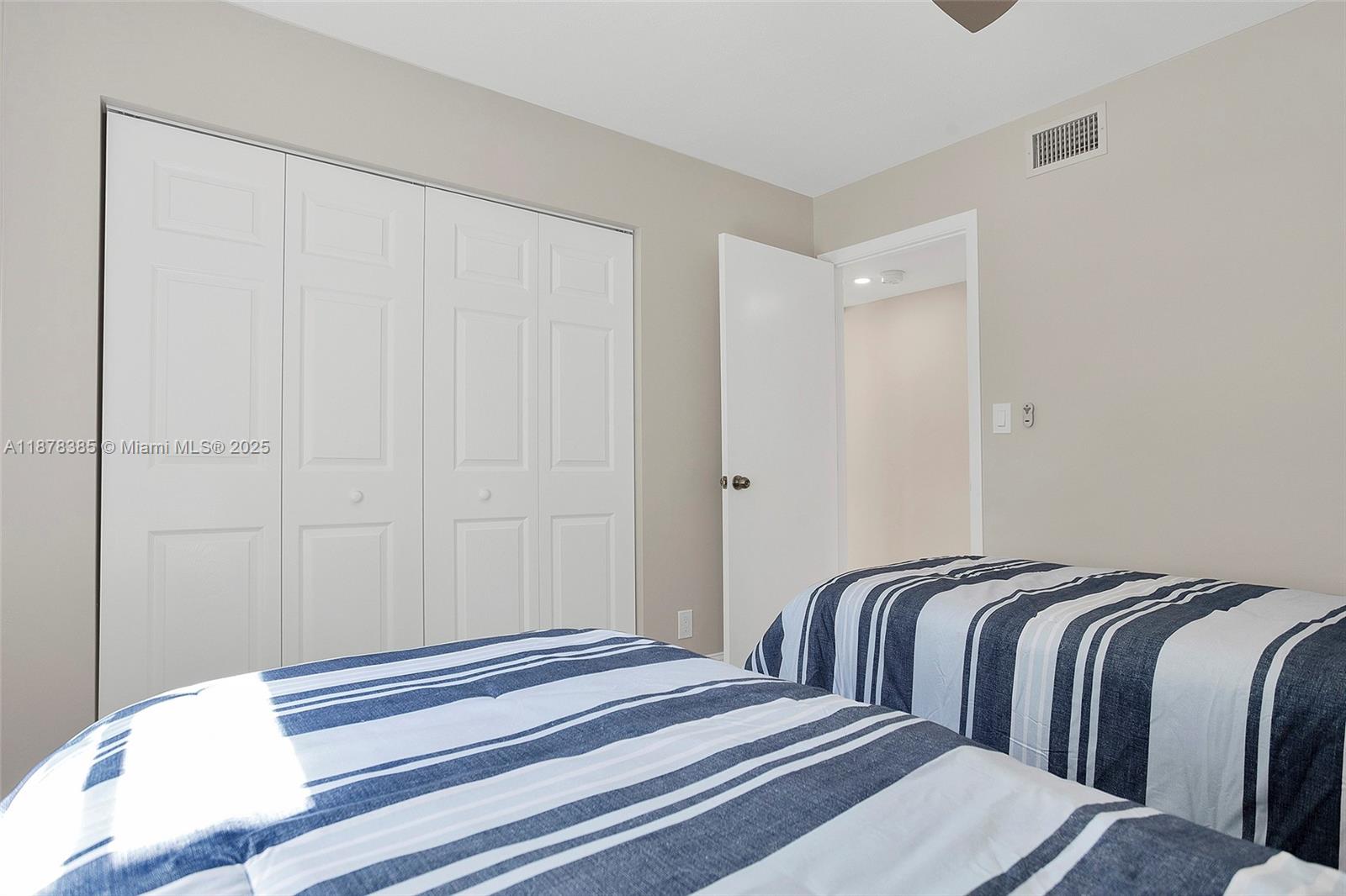 EVERGREEN I OF VILLS OF O - Residential Lease