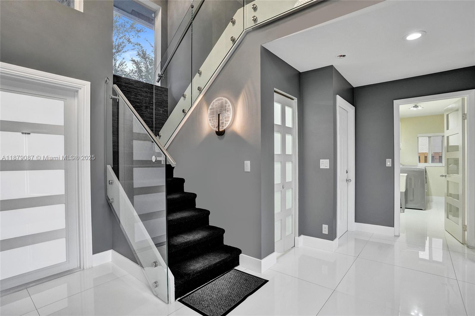 LANDINGS - Residential