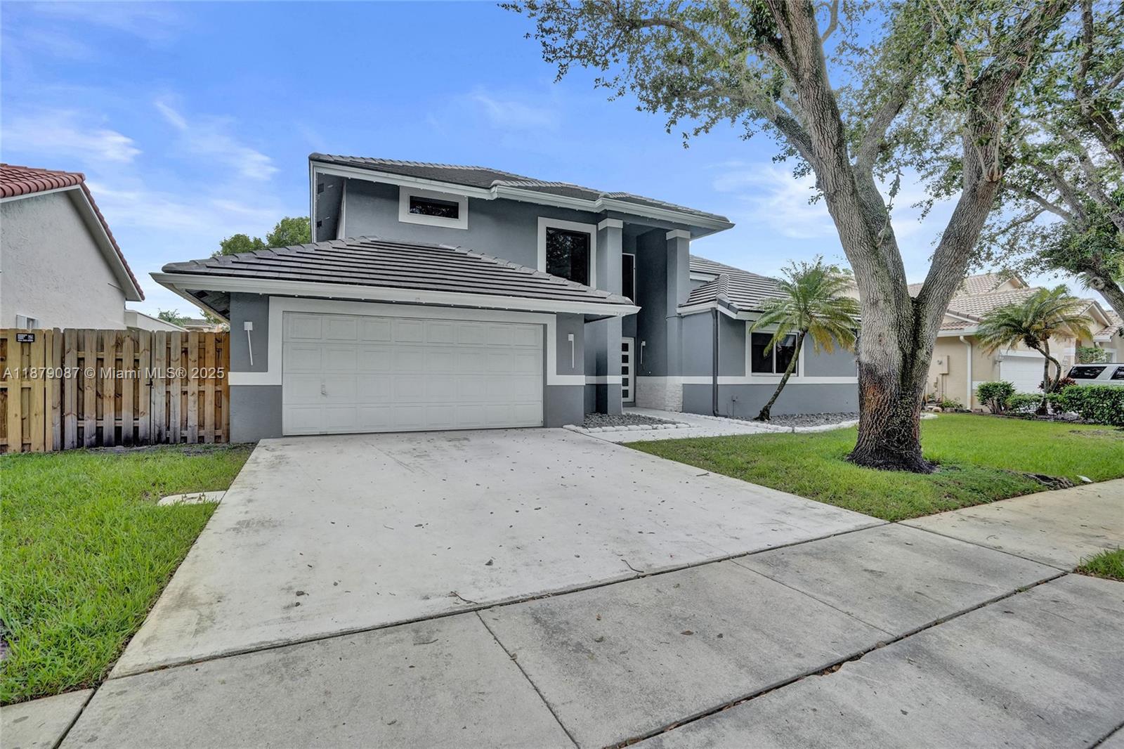 LANDINGS - Residential
