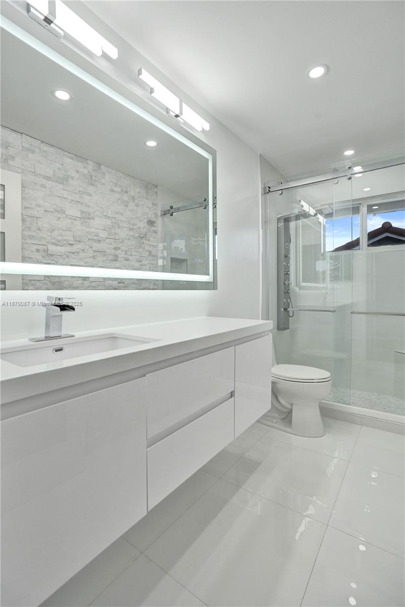 LANDINGS - Residential