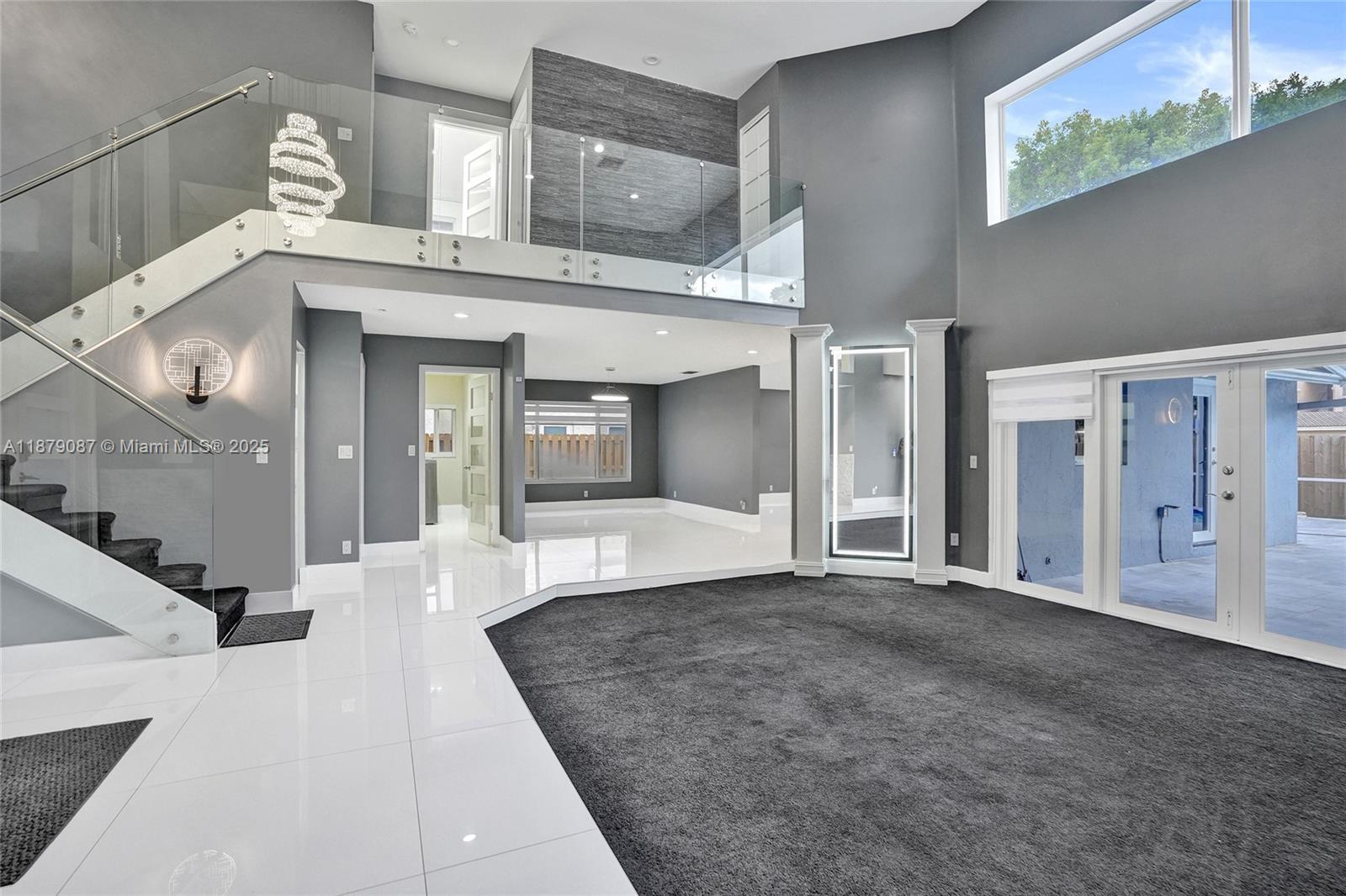LANDINGS - Residential