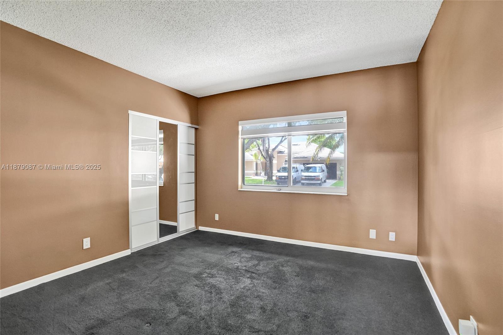 LANDINGS - Residential