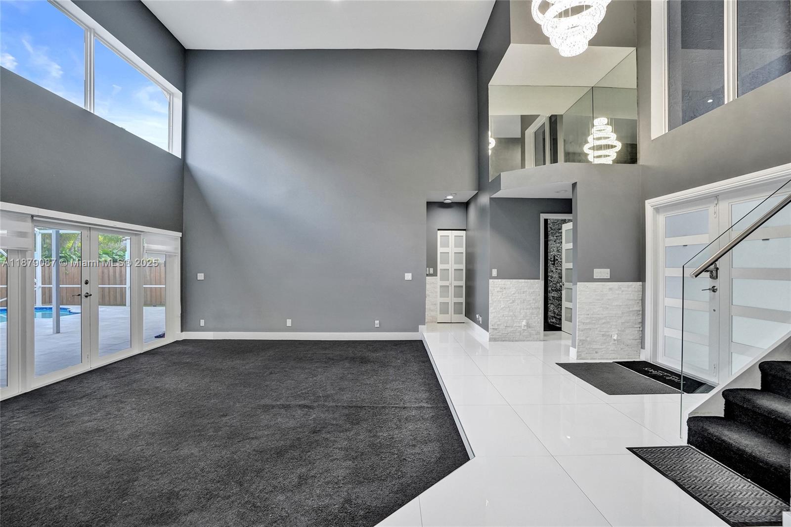 LANDINGS - Residential