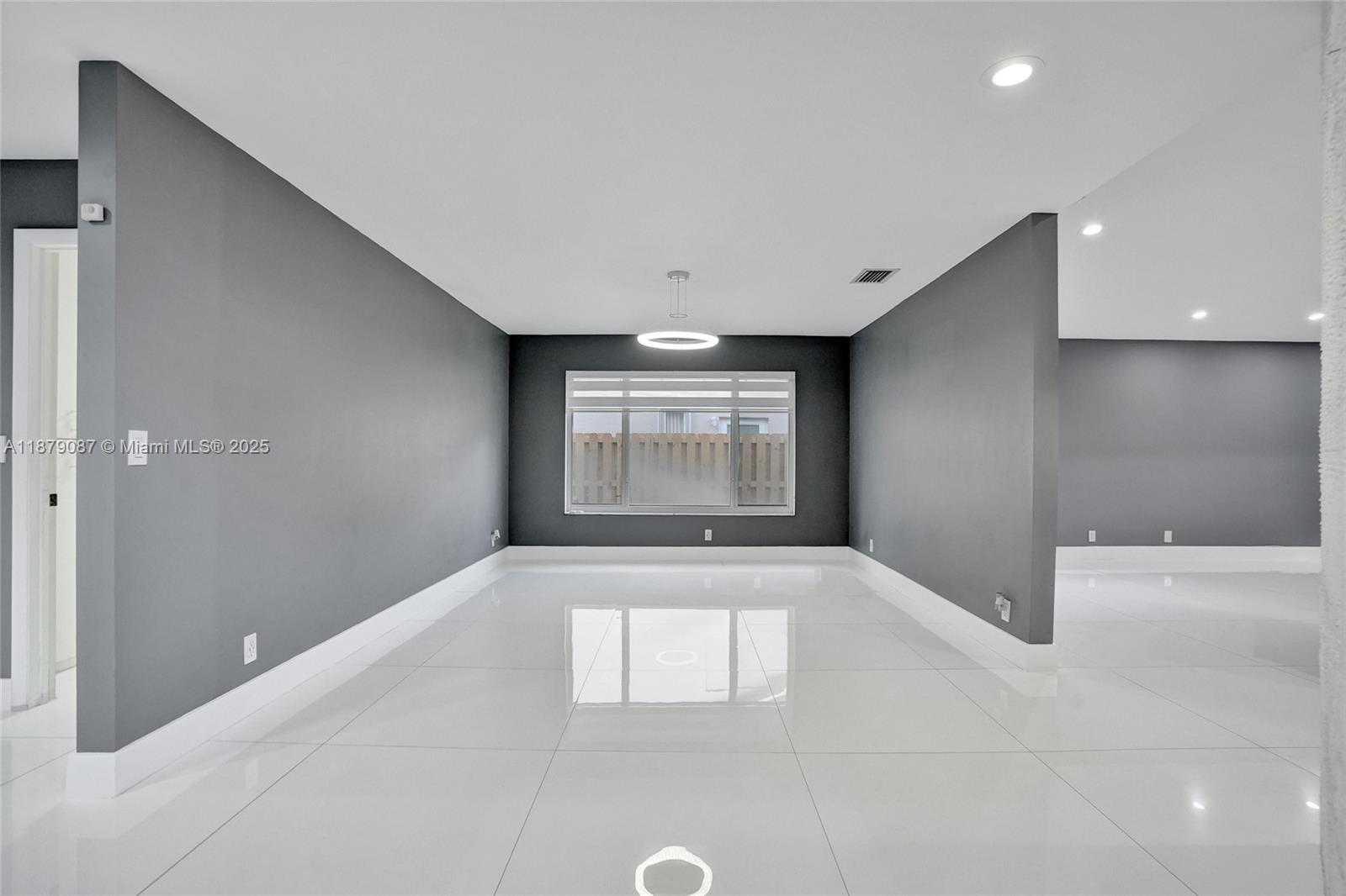 LANDINGS - Residential