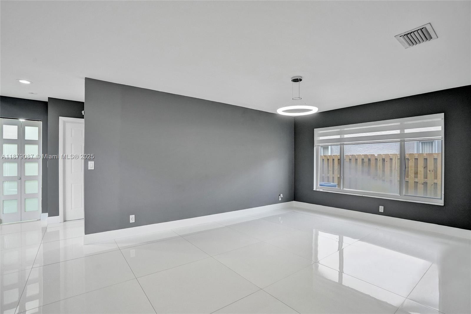 LANDINGS - Residential