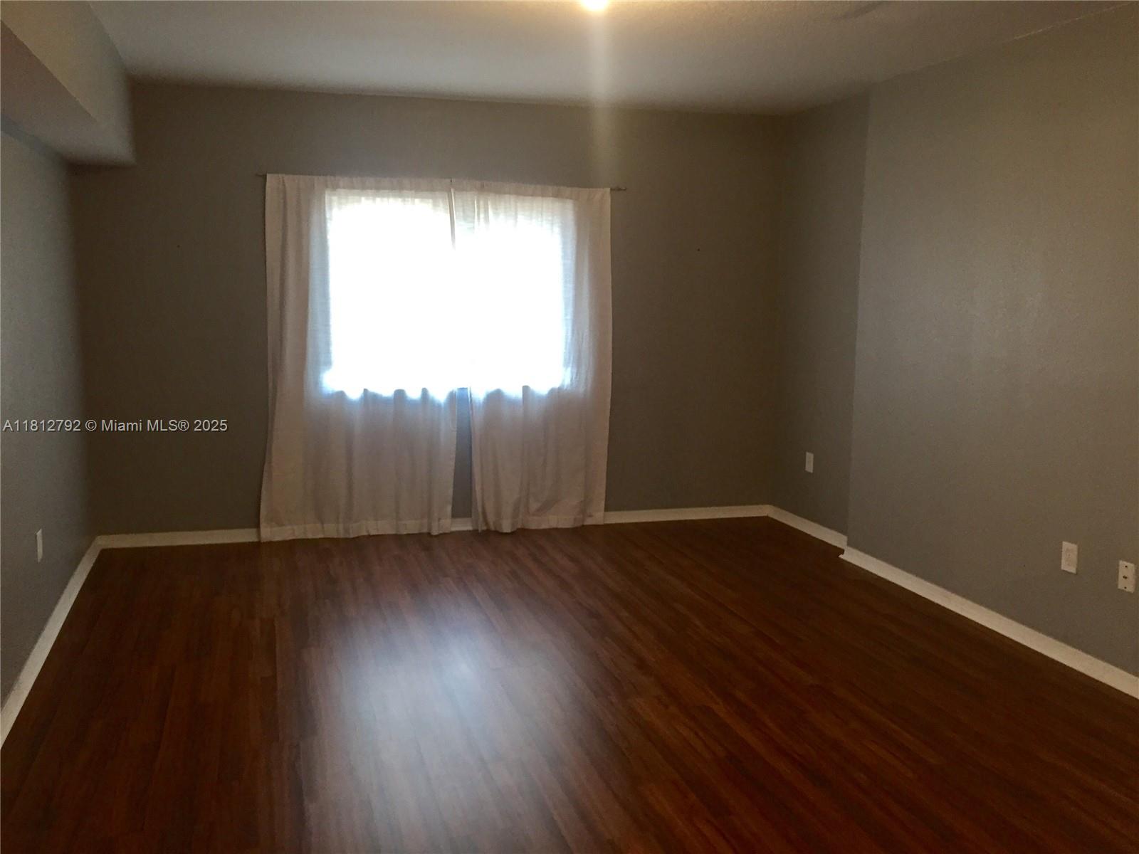 36 NW 6 Ave 605