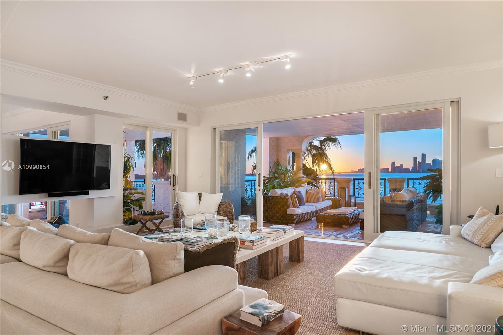 BAYVIEW FISHER ISL NO TWO - Residential