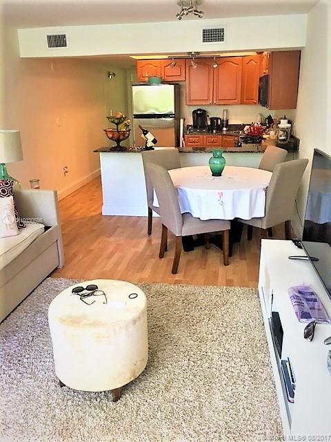 ISLAND CLUB OF SOUTH BEAC - Residential Lease