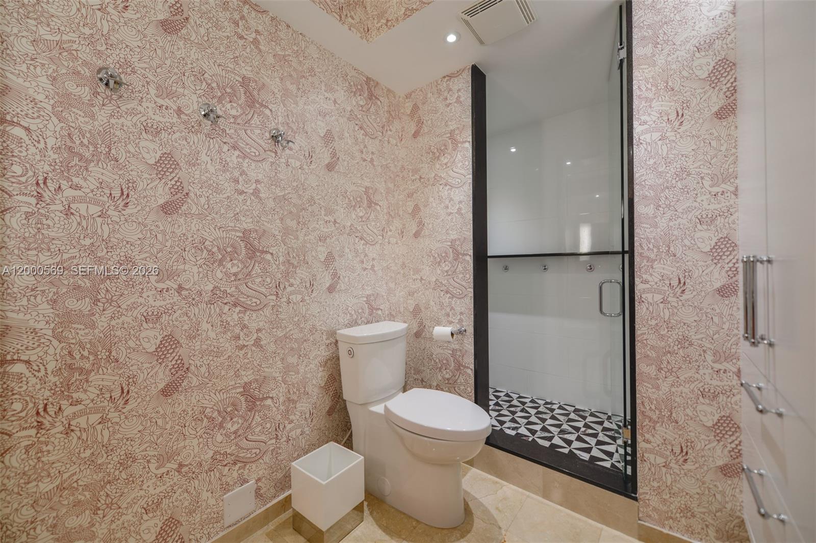 HARBOUR HOUSE - Residential Lease