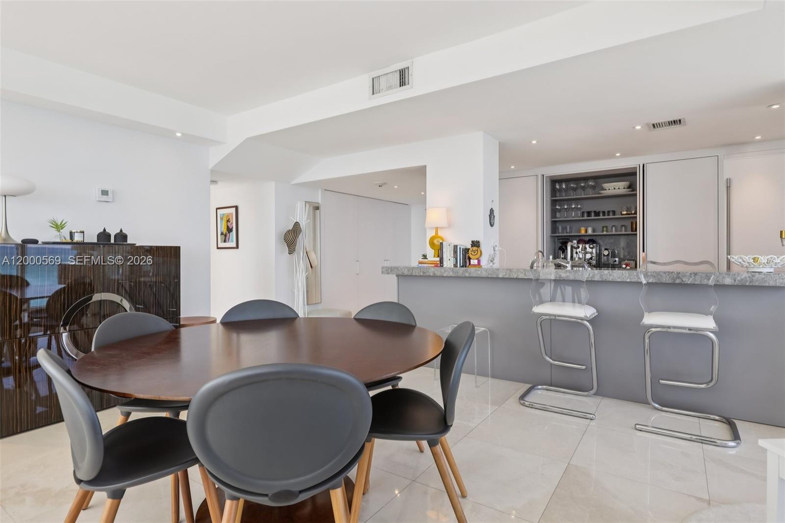 HARBOUR HOUSE - Residential Lease