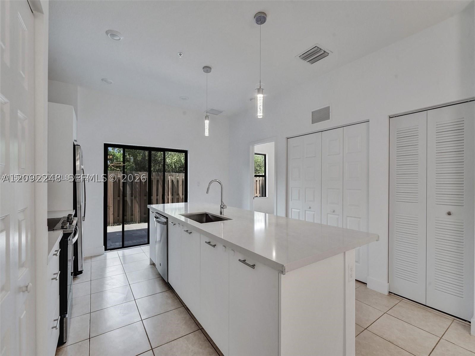 8195 NW 104th Ave 2