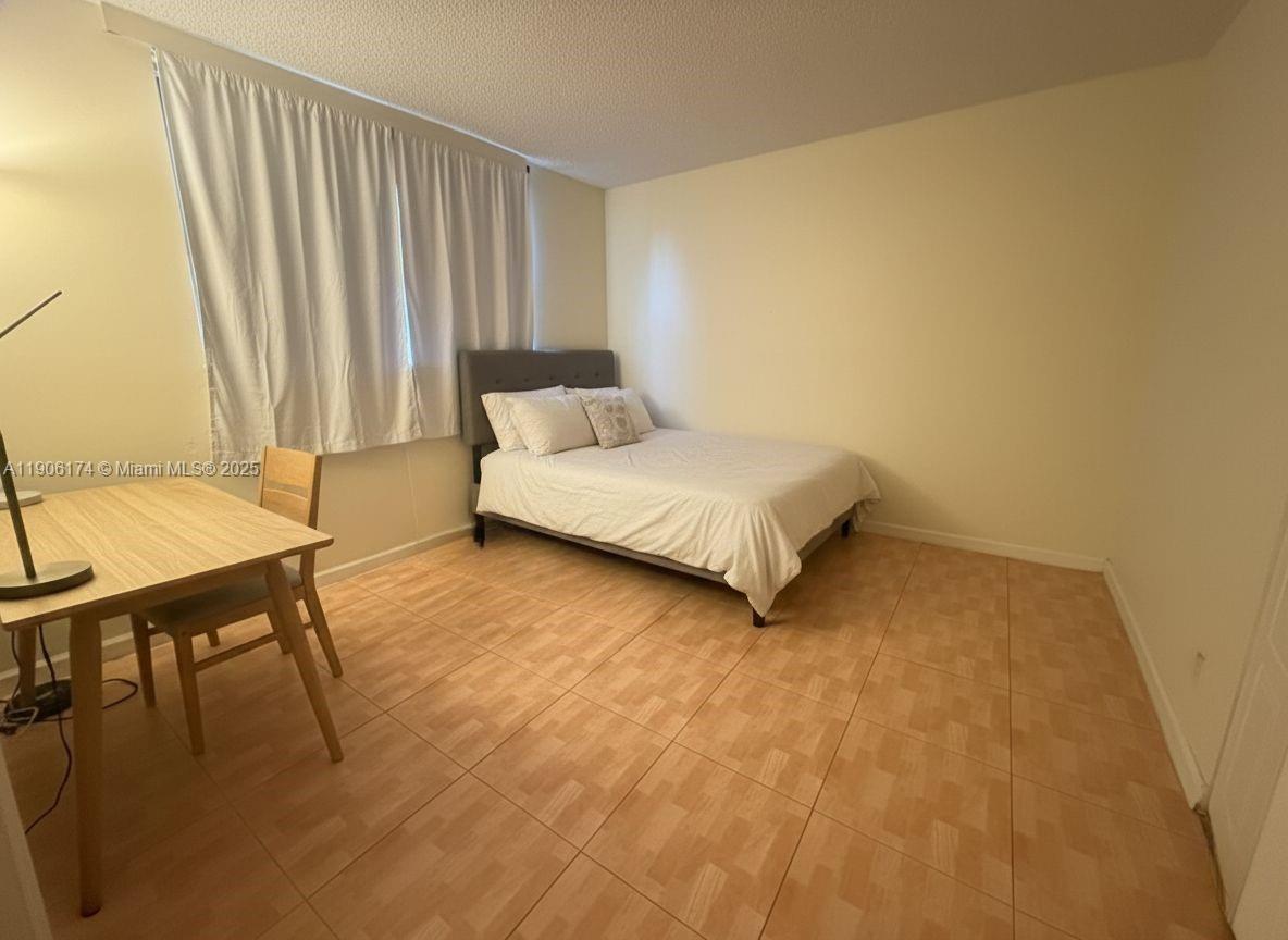 COURTYARDS OF BROWARD CON - Residential