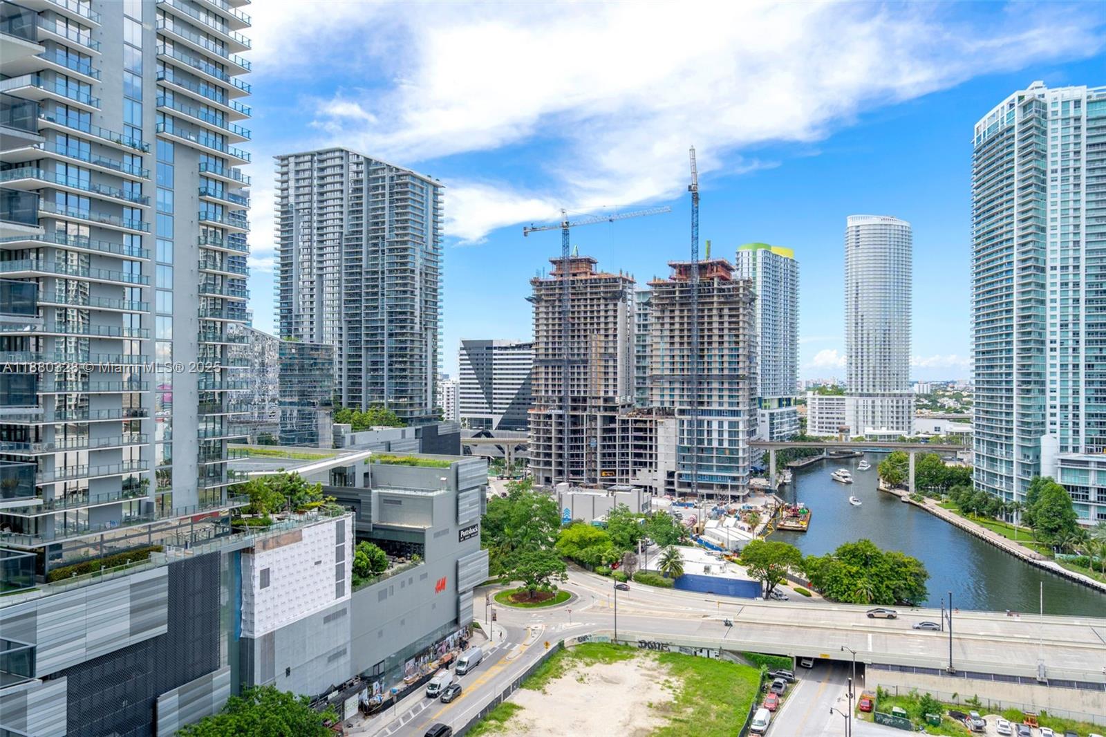 BRICKELL ON THE RIVER S T - Residential