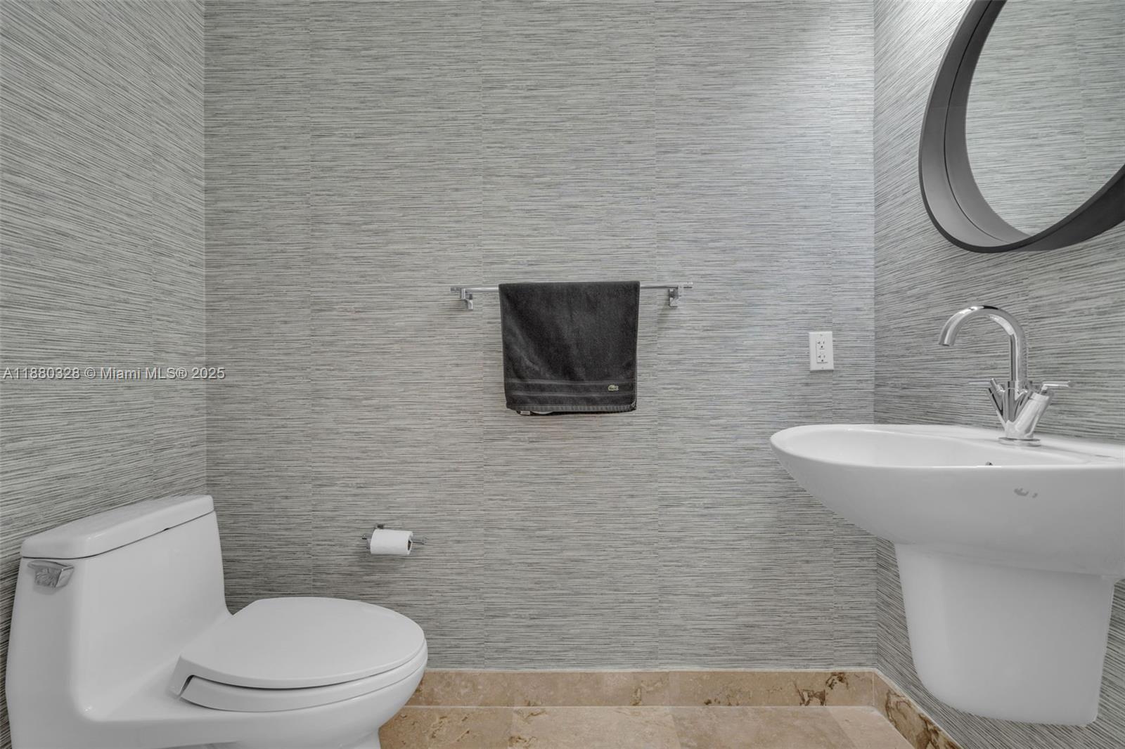 BRICKELL ON THE RIVER S T - Residential