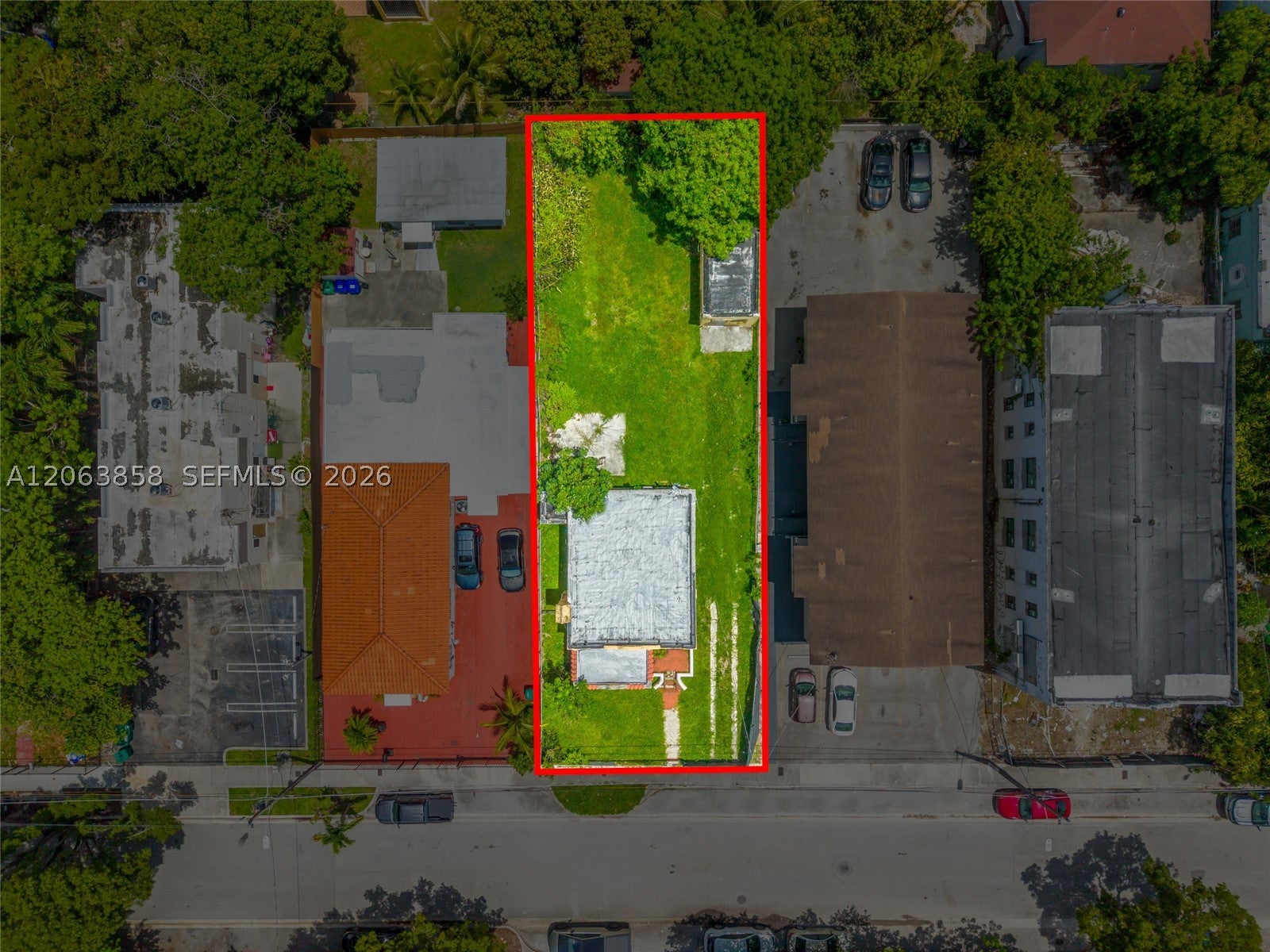 559 NW 34th St