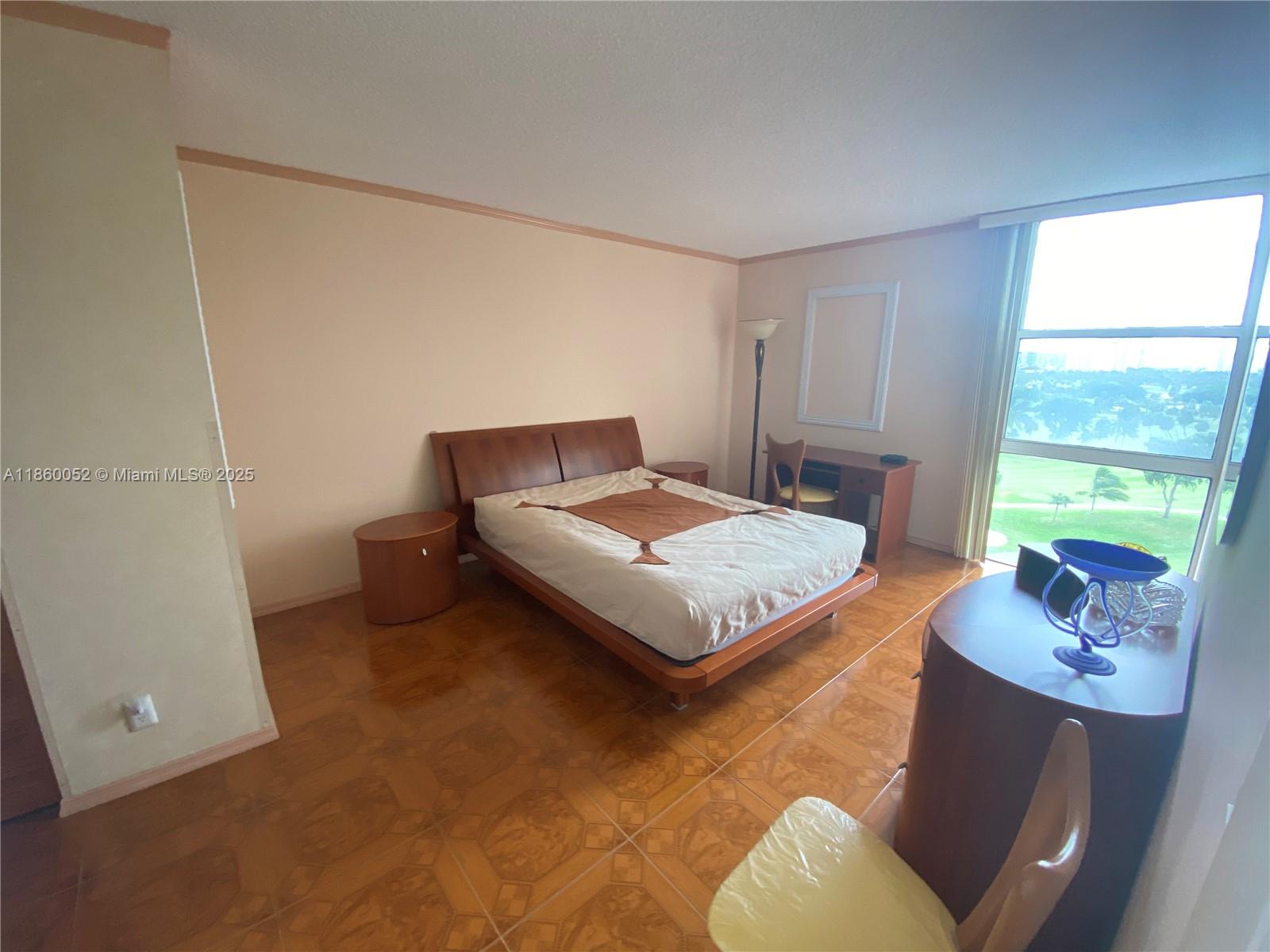 CORONADO CONDO- TOWER III - Residential