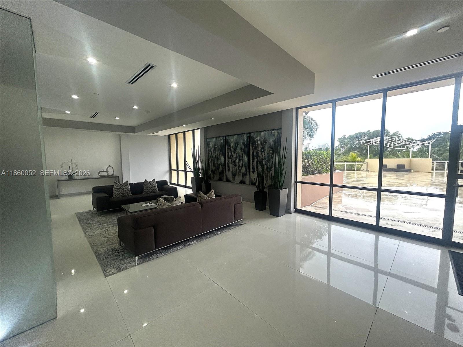 CORONADO CONDO- TOWER III - Residential