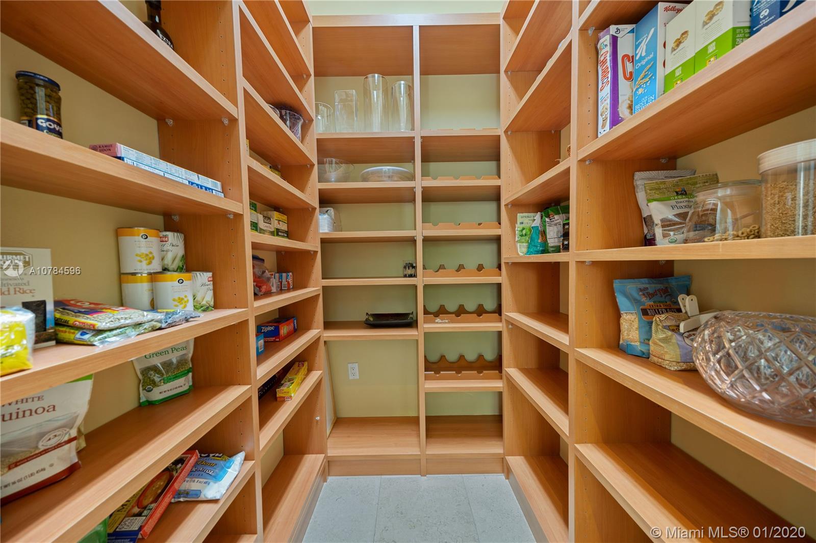 HAMMOCK LAKE Park - Residential