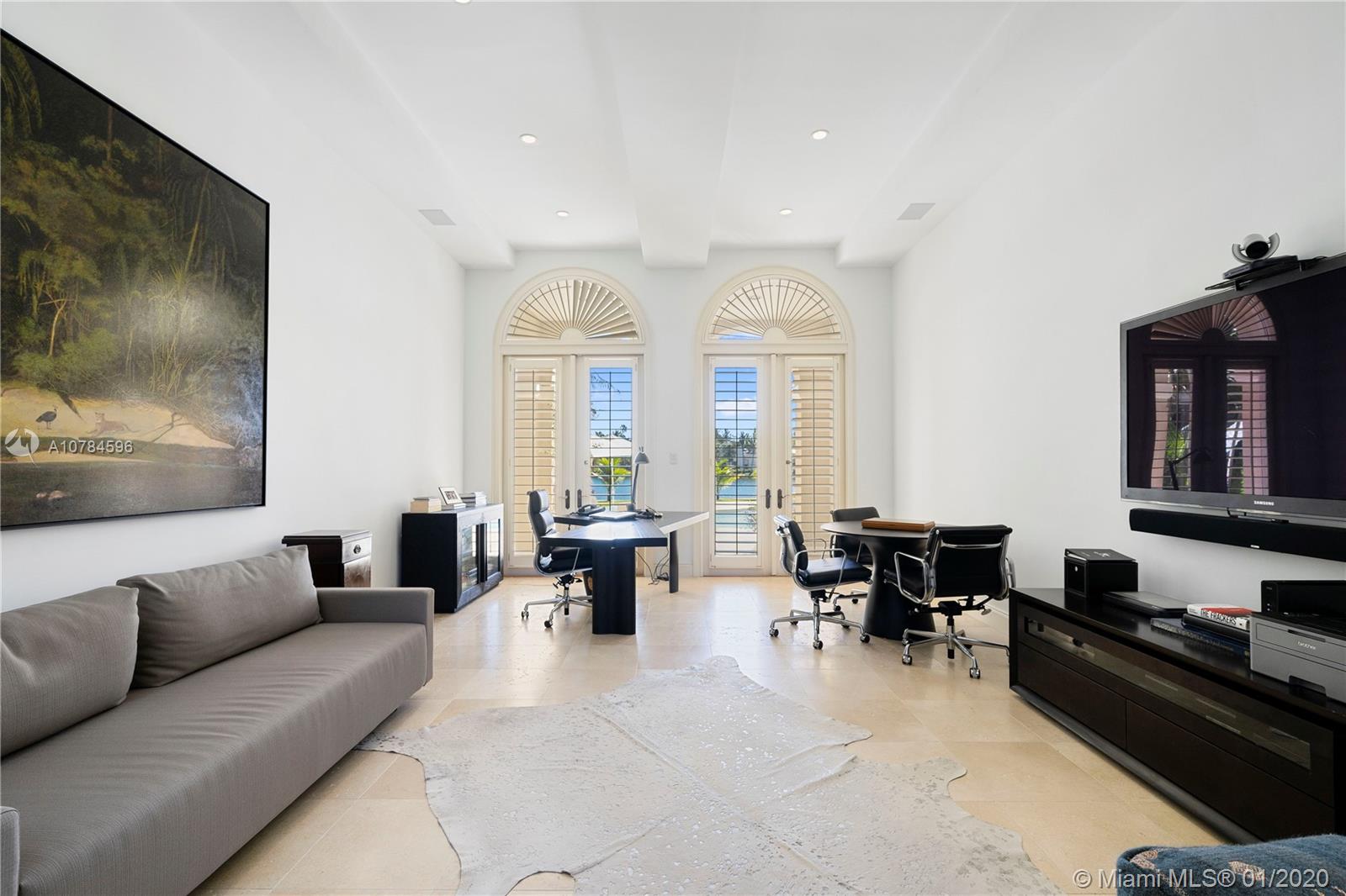 HAMMOCK LAKE Park - Residential