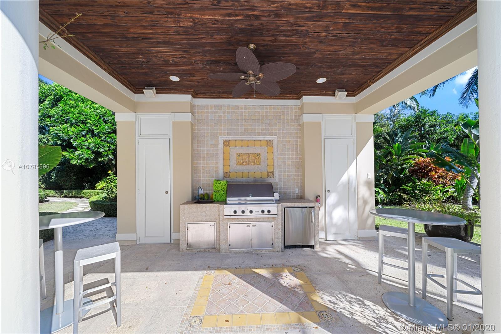 HAMMOCK LAKE Park - Residential