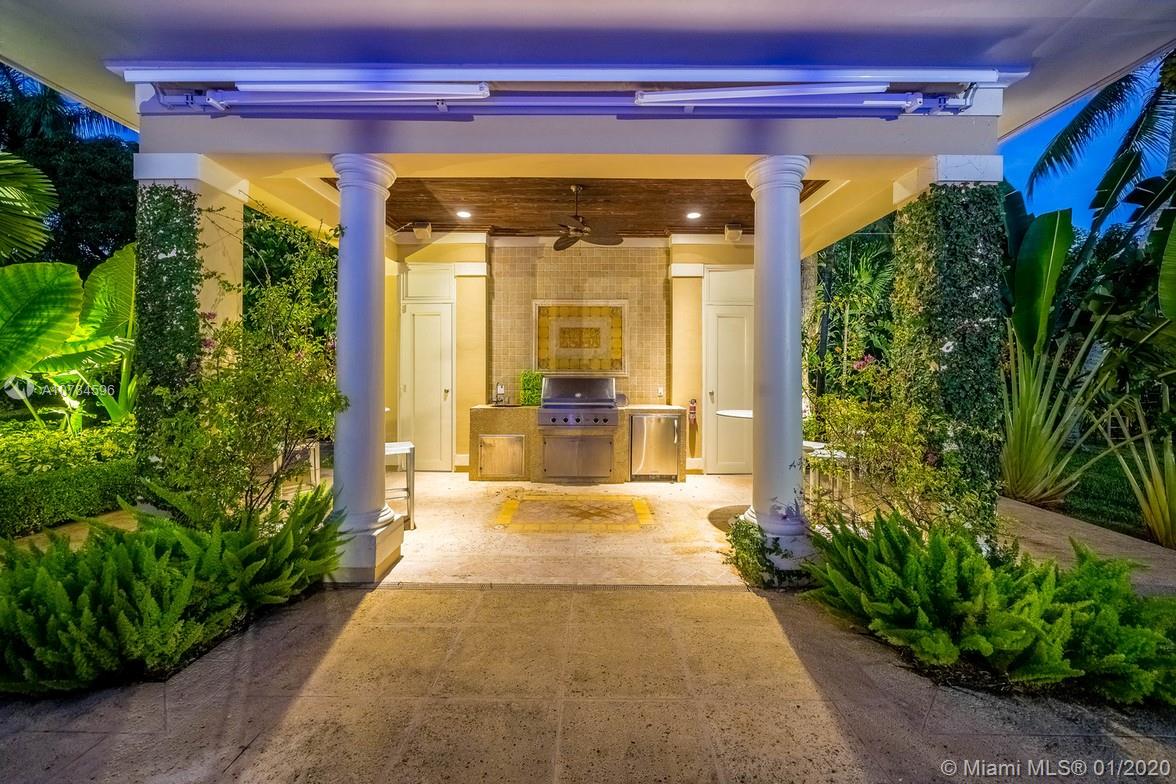 HAMMOCK LAKE Park - Residential